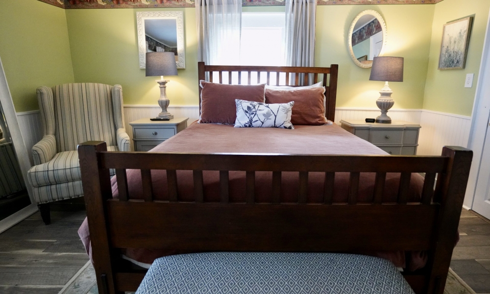 Larkspur Suite